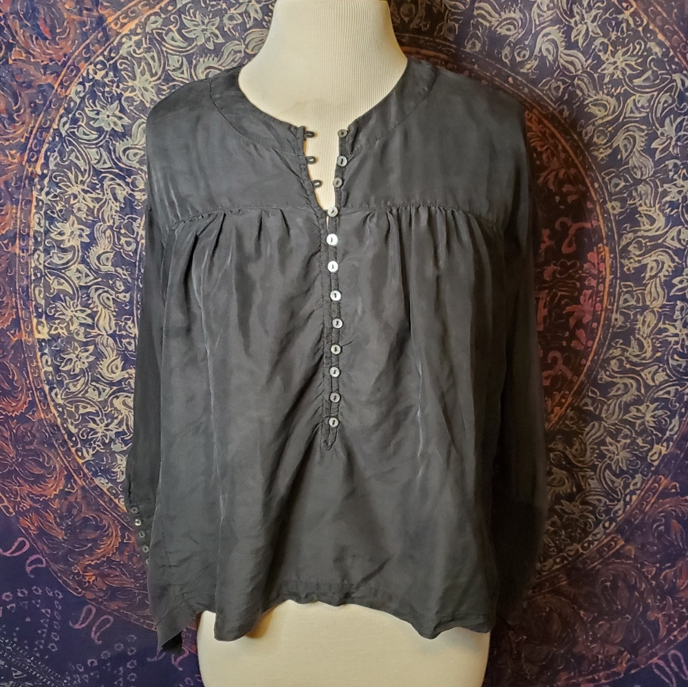 Free People Dark Gray Black Silk Bohemian Tops with Button Sleeves Womens XS